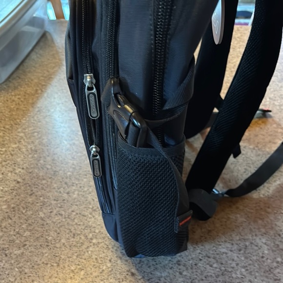 Black and Red‎ Multi-Compartment Backpack - Picture 6 of 9